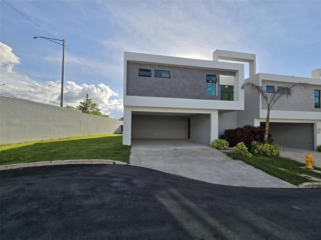 Periferal 1, JUNCOS, PR, 00777 BAYAMON PR 00956