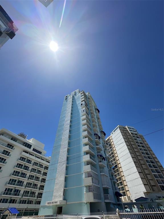 704 MURCIA, LA CIMA II DE CIUDAD JARDIN, CAGUAS, PR, 00725 CAROLINA PR 00979
