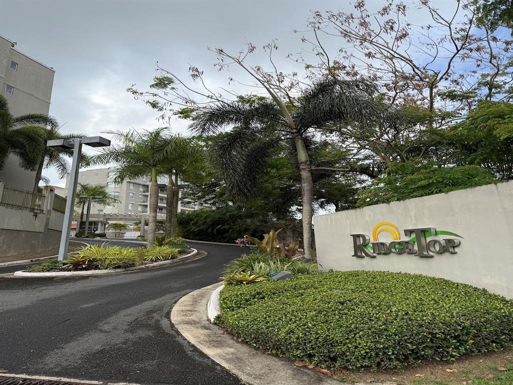 COND. VILLAS DEL FARO 5015 PUNTA TUNA ST. #406, MAUNABO, PR, 00707 GUAYNABO PR 00969