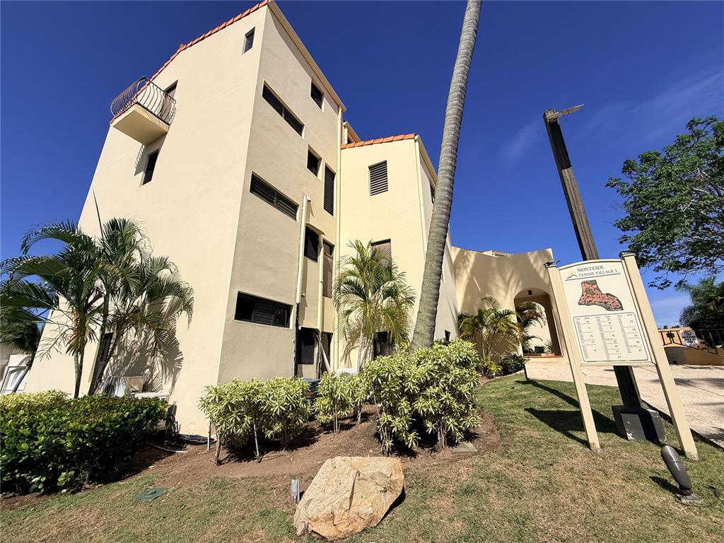 149 YUISA ST. LOMAS #Lot 76, MANATI, PR, 00674 HUMACAO PR 00791